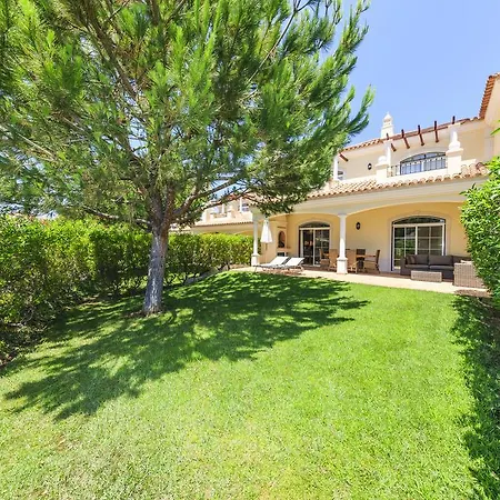 Townhouses In Vale Dos Pinheiros * Quinta do Lago