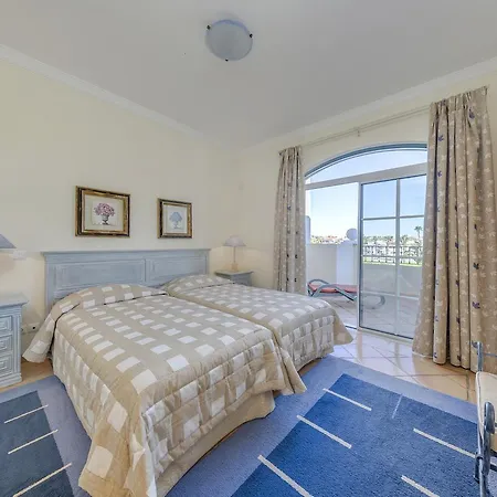 Townhouses In Vale Dos Pinheiros Holiday home Quinta do Lago