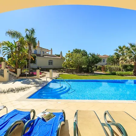 Townhouses In Vale Dos Pinheiros * Quinta do Lago
