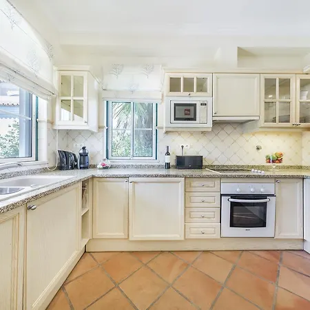 펜션 Townhouses In Vale Dos Pinheiros *